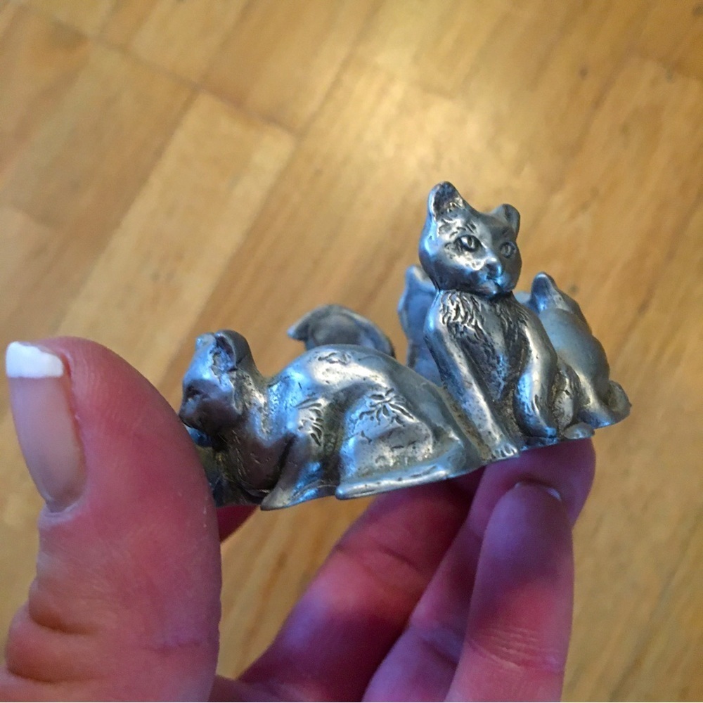 SEAGULL PEWTER Made in Nova Scotia, Kitty Tea-light Holder
